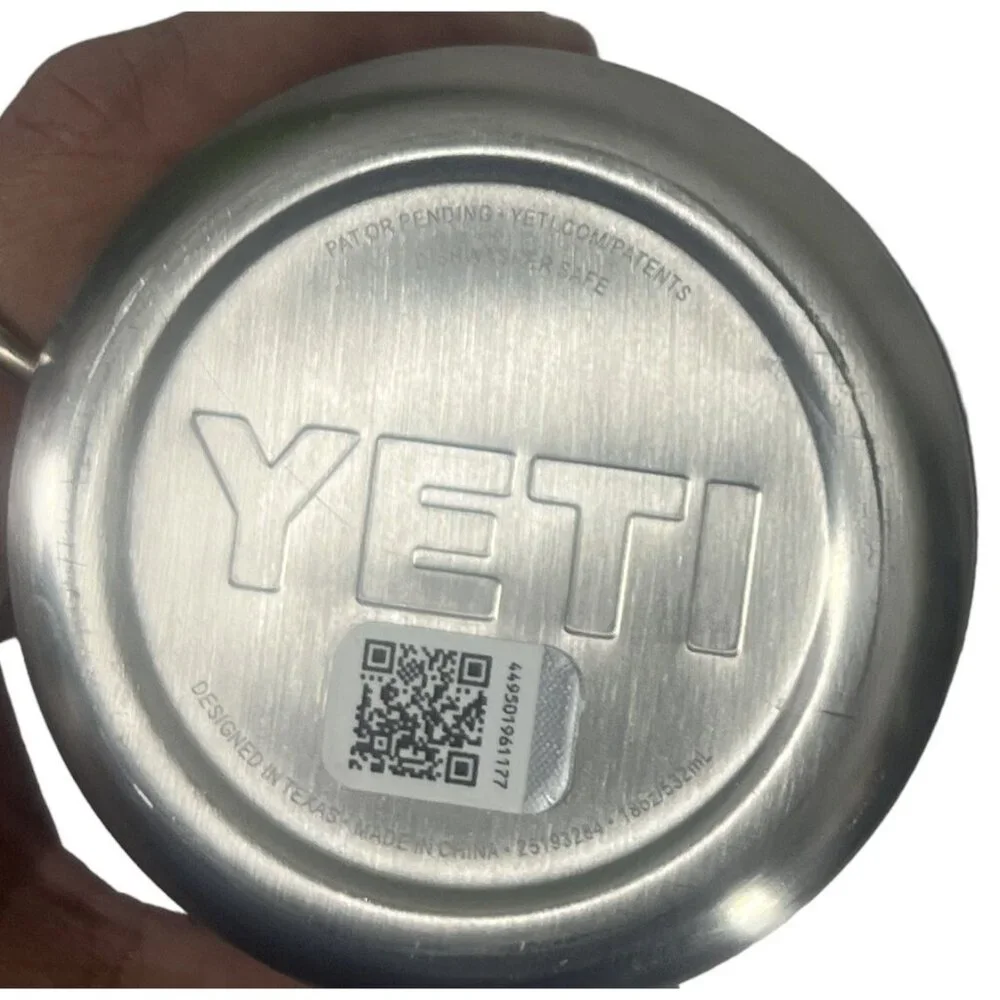 Yeti‎ Peak Purple 18 Oz Rambler Rare and hard to find!